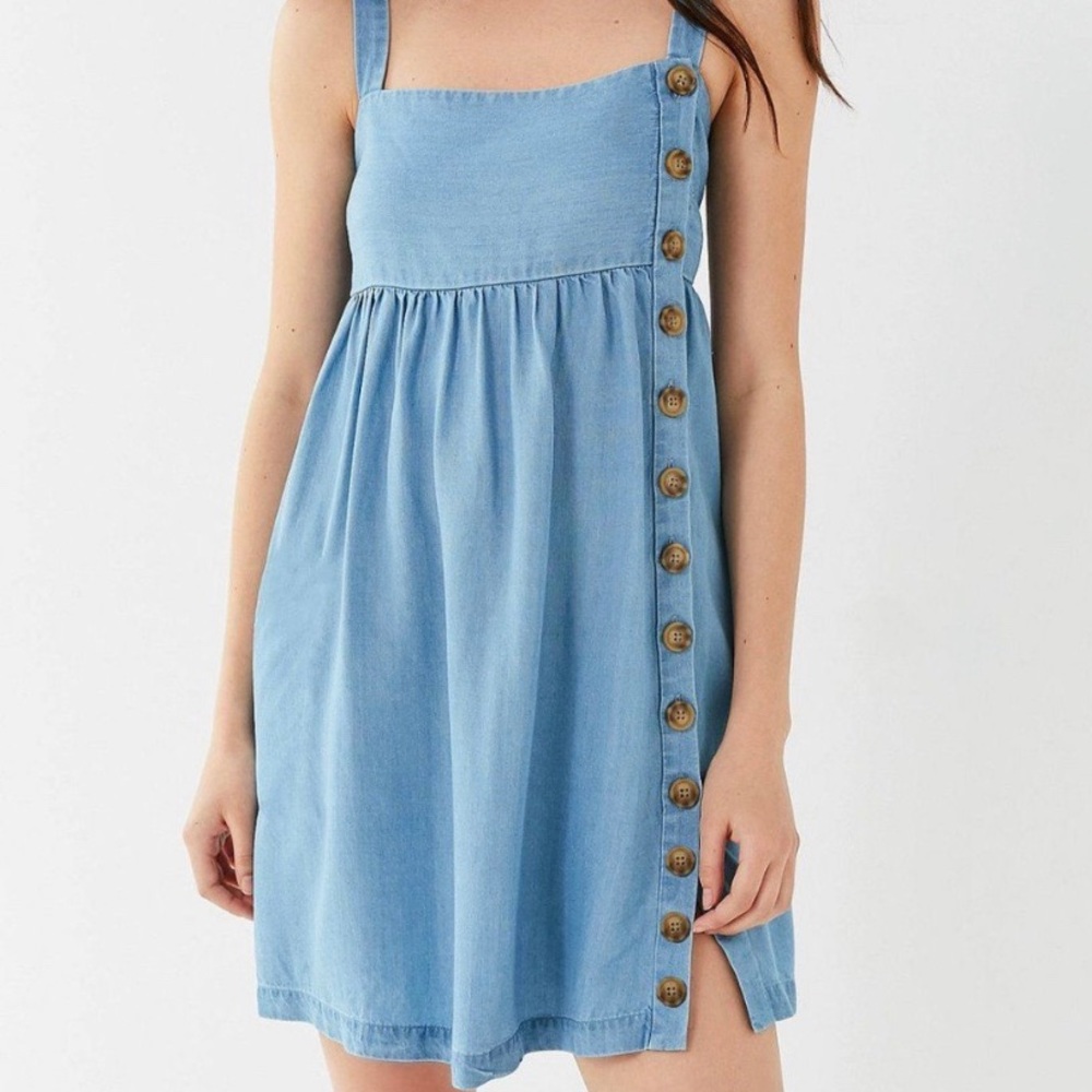 Urban Outfitters Chambray Dress with buttons Large